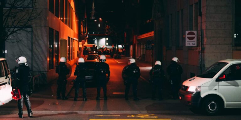 Πάνω από 500 κιλά κοκαΐνης βρέθηκαν σε κοντέινερ με κόκκους καφέ για εργοστάσιο της Nespresso στην Ελβετία 