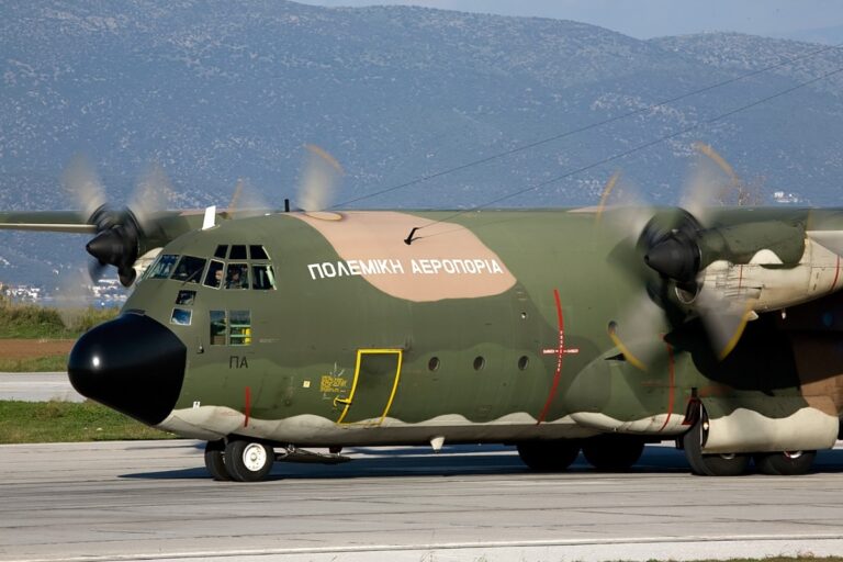 Καθηλωμένος ο στόλος των C-130 της Πολεμικής Αεροπορίας – Τα λάθη διαχείρισης και οι κίνδυνοι