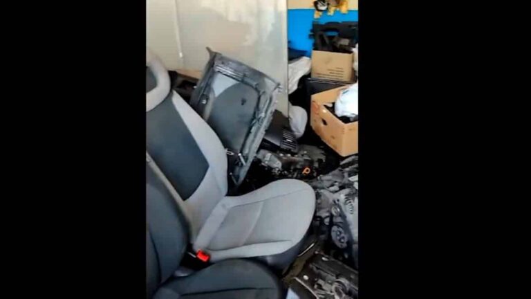 Συνελήφθησαν έξι μέλη συμμορίας που διέπραττε κλοπές οχημάτων σε Βύρωνα και Νέο Κόσμο (βίντεο)