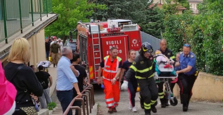 Τροχαίο ατύχημα στην Ιταλία: Αυτοκίνητο έπεσε σε παιδικό σταθμό – Τραυματίστηκαν 4 παιδιά