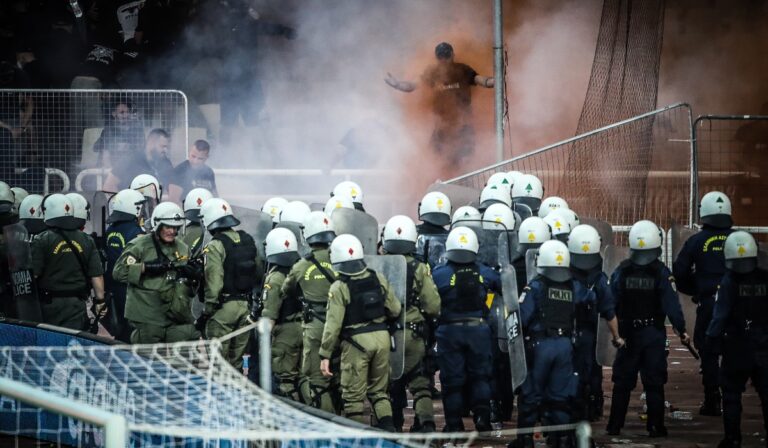 ΜΑΤ χτύπησαν 13χρονο παιδί στον τελικό Κυπέλλου – Έπαθε εγκαύματα στην πλάτη (βίντεο)