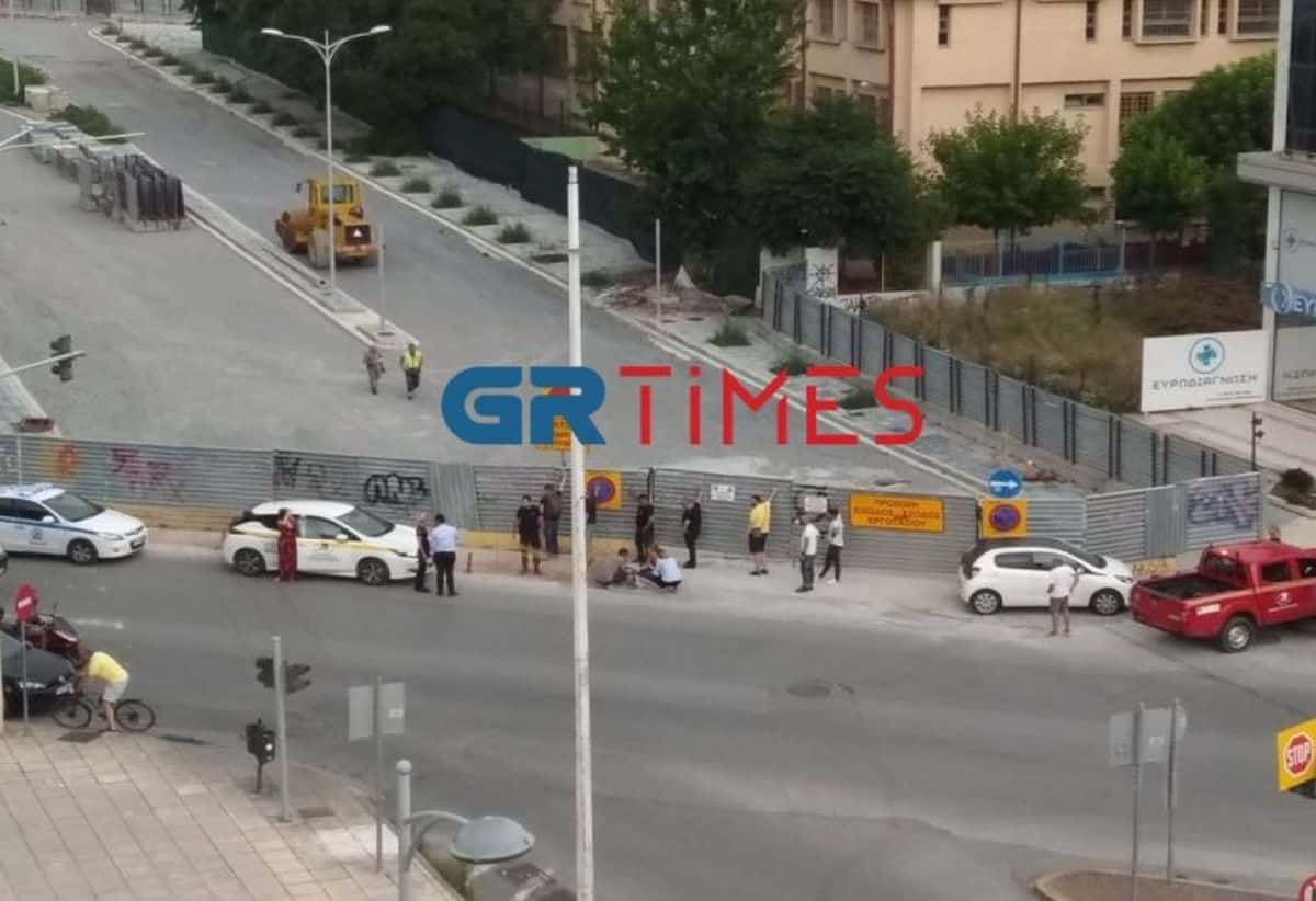 Λαμαρίνα αποκολλήθηκε και χτύπησε άνδρα στο κεφάλι στη Θεσσαλονίκη