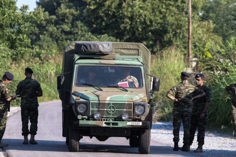 Πτώση αεροσκάφους στην Καβάλα: Σοκάρει η νεκροψία – Τα μέλη του πληρώματος εκσφενδονίστηκαν