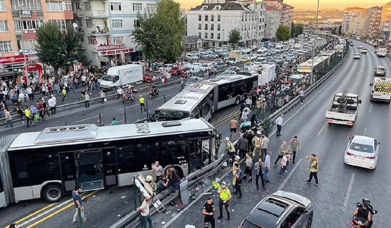 Καραμπόλα αυτοκινήτων στην Τουρκία