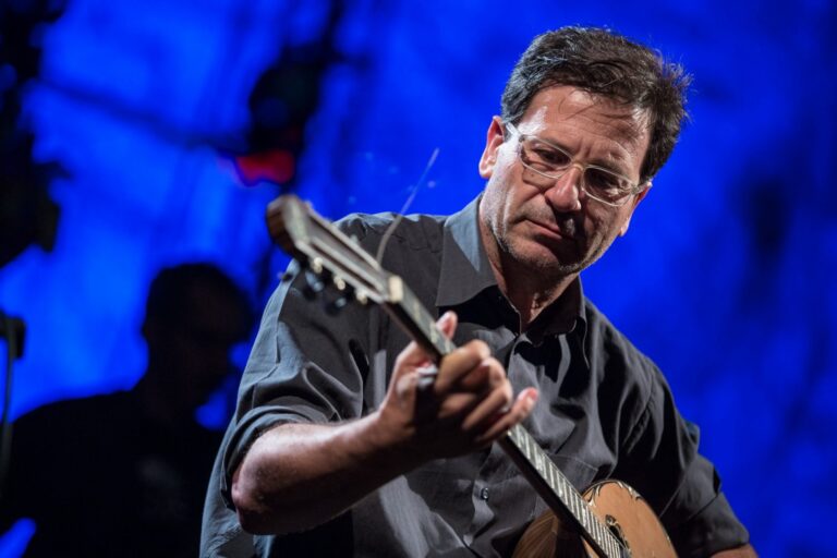 Θανάσης Παπακωνσταντίνου για τα επεισόδια στο ΑΠΘ: «Ήταν μπάτσοι διαλεχτοί που ‘κάναν πασαρέλα»