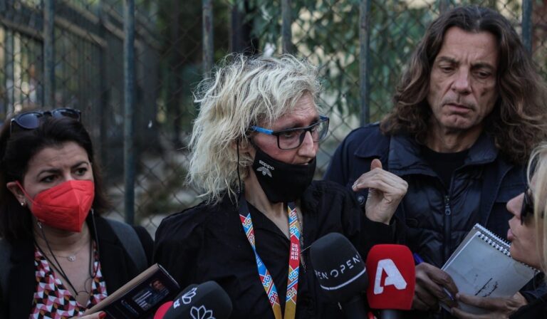 Αποκλειστικό L&O – Κολωνός: Άνθρακας ο θησαυρός για το στικάκι της Καρατζιώτη με τους βιαστές της 12χρονης- Αντί ονομάτων, περιέχει τραγούδια