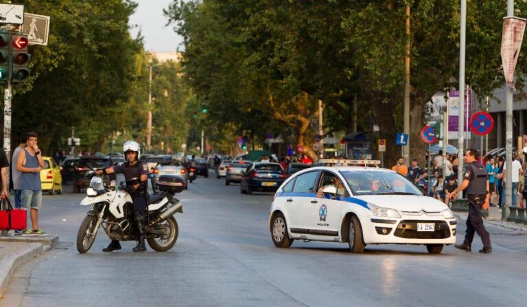 Θεσσαλονίκη: 17 συλλήψεις για ναρκωτικά, κλοπές και λαθραία τσιγάρα σε 24 ώρες