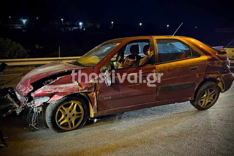 Σοβαρό τροχαίο στη Θεσσαλονίκη: Ο οδηγός εκσφενδονίστηκε σε απόσταση 40 μέτρων από το ΙΧ – Σπασμένο το παράθυρό του, ανοιχτοί οι αερόσακοι (βίντεο & εικόνες)