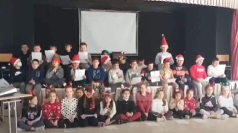 Συγκινητικό: Μαθητές του 2ου δημοτικού σχολείου στην Κω τραγουδούν για τα παιδιά τεσσάρων ακριτικών νησιών! (βίντεο)