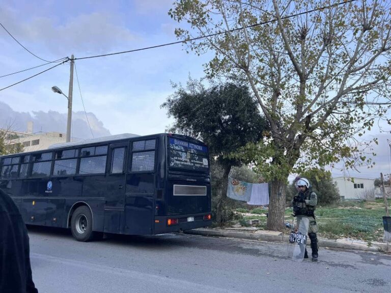 Νέα επιχείρηση της Αστυνομίας στο Μενίδι – Εντατικοί έλεγχοι σε οικισμούς Ρομά