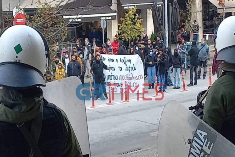 Θεσσαλονίκη: Κακουργηματική δίωξη στον αστυνομικό για τον πυροβολισμό του 16χρονου στο κεφάλι (βίντεο)