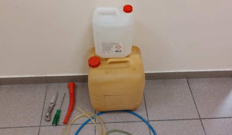 Σάμος: Εξιχνιάστηκαν κλοπές καυσίμων από οχήματα – Χειροπέδες σε ένα άτομο, ταυτοποιήθηκε ακόμη ένας δράστης