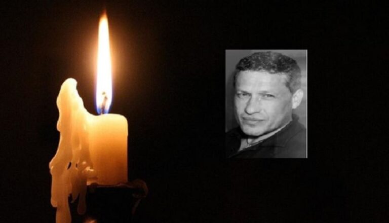 Σοκ στη Μακρινίτσα από την αυτοκτονία εκπαιδευτικού: Οι σπαρακτικές φωνές του γιου του – Τον πήρε αγκαλιά και τον κατέβασε στο πάρκινγκ