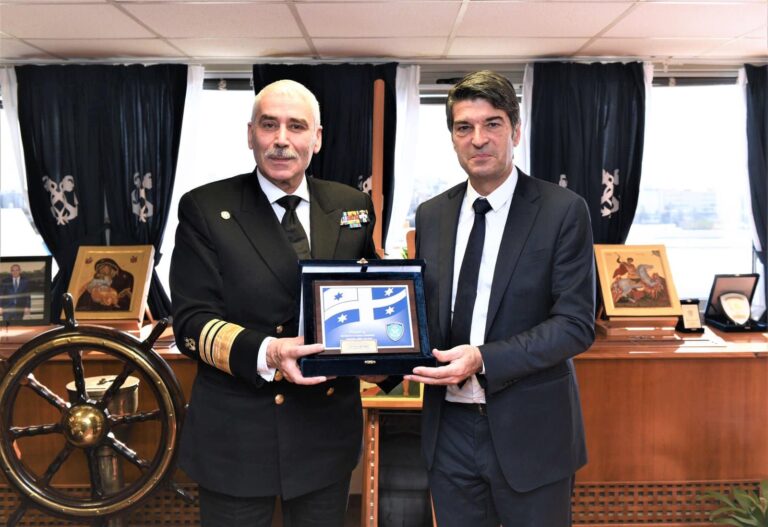 Επίσκεψη του Πρέσβη της Γαλλικής Δημοκρατίας στο Αρχηγείο του Λιμενικού Σώματος – Ελληνικής Ακτοφυλακής (εικόνες)