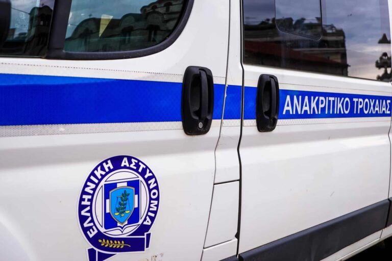 Καραμπόλα στην παραλιακή, από Πειραιά προς Γλυφάδα – Ένας τραυματίας