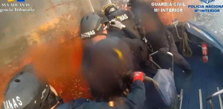 Τενερίφη: Βίντεο ντοκουμέντο από την έφοδο των αστυνομικών στο ελληνόκτητο πλοίο με την κοκαΐνη