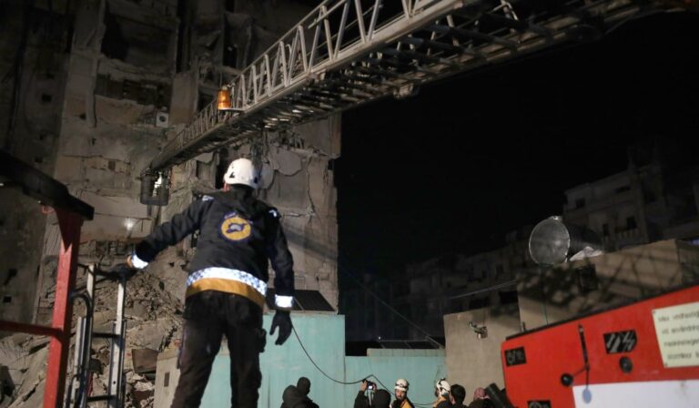 «Θα έχουμε μετασεισμούς για πάνω από τρεις μήνες», λέει επιστήμονας για τους καταστροφικούς σεισμούς στην Τουρκία