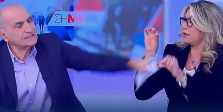 Χαμός στον ΣΚΑΪ: Ο Βαρεμένος άρπαξε χαρτί από τα χέρια της Καραμανλή και το έσκισε!