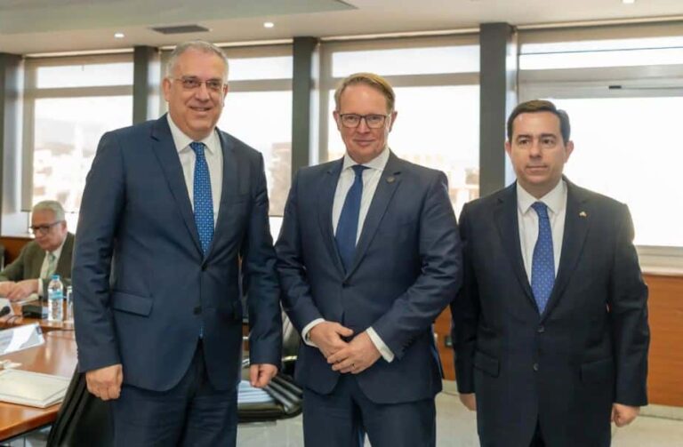 Θωρακίζονται τα σύνορα – Ενισχύεται η μάχη κατά της παράνομης μετανάστευσης (εικόνες)