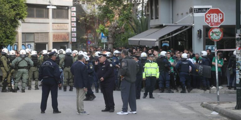 Επεισόδια και δακρυγόνα στο Παναθηναϊκός-ΑΕΚ! – Τραυματισμοί πριν το ντερμπι!