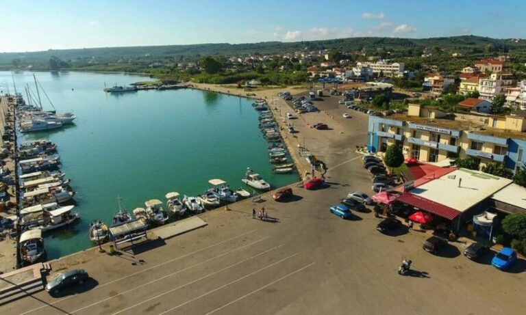 Συγκρούστηκαν δύο πλοία στο λιμάνι της Κυλλήνης – H ανακοίνωση του λιμενικού