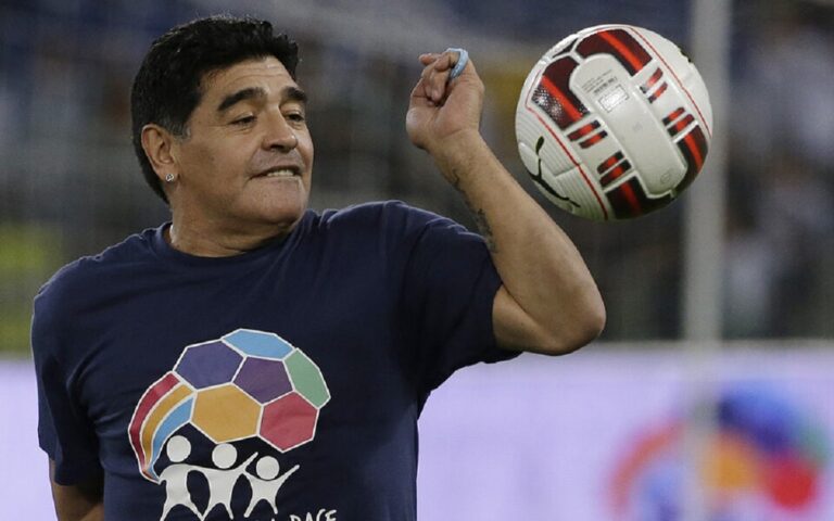 Μαραντόνα: Στο εδώλιο 8 άτομα για τον θάνατό του – Αντιμέτωποι με ποινή φυλάκισης από 8 έως 25 χρόνια