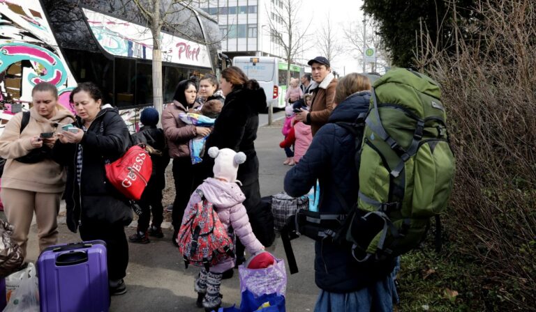 Ουκρανοί πρόσφυγες στην Ελλάδα: 600 εισήλθαν στη χώρα το τελευταίο 24ωρο