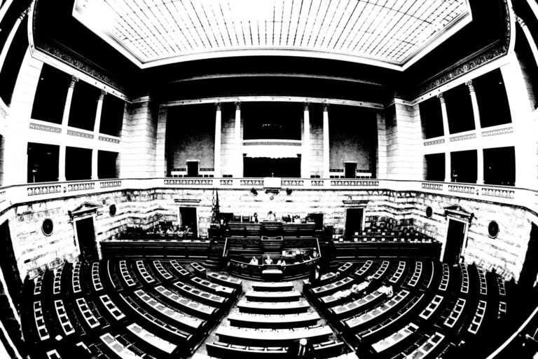 Εκλογές 2023: Τα πέντε κόμματα που μπαίνουν στη Βουλή – Ποιοι βουλευτές εκλέγονται