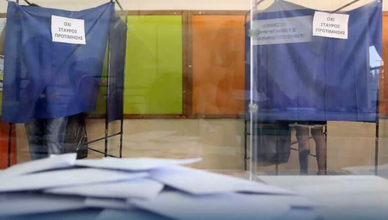 Εκλογές 2023: Οι κάλπες, οι… χρησμοί και η Κυριακή των Βαΐων