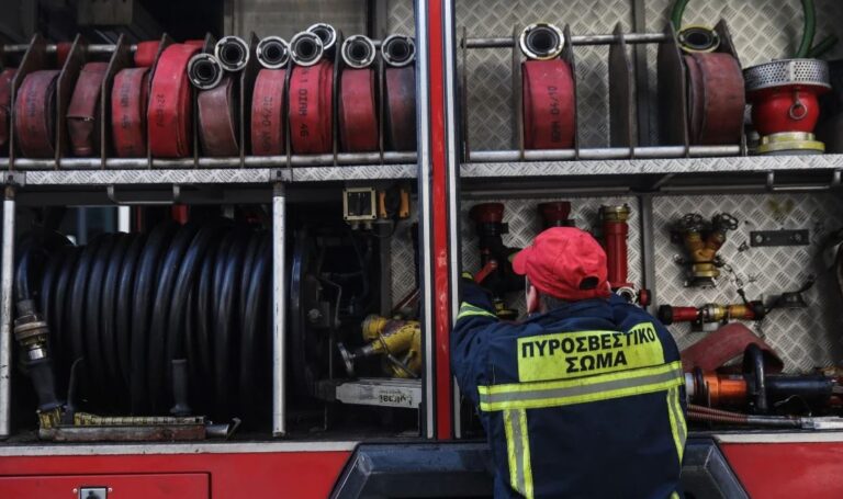 Κρήτη: Ξενοδοχείο τυλίχθηκε στις φλόγες στο Ηράκλειο