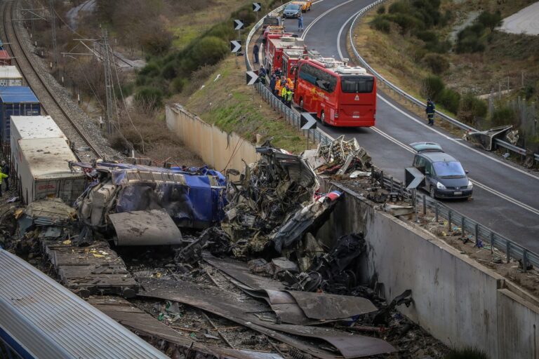 Νέες διώξεις σε 5 πρόσωπα για την τραγωδία στα Τέμπη – «Έρχονται κι άλλες» λέει ο Κούγιας  