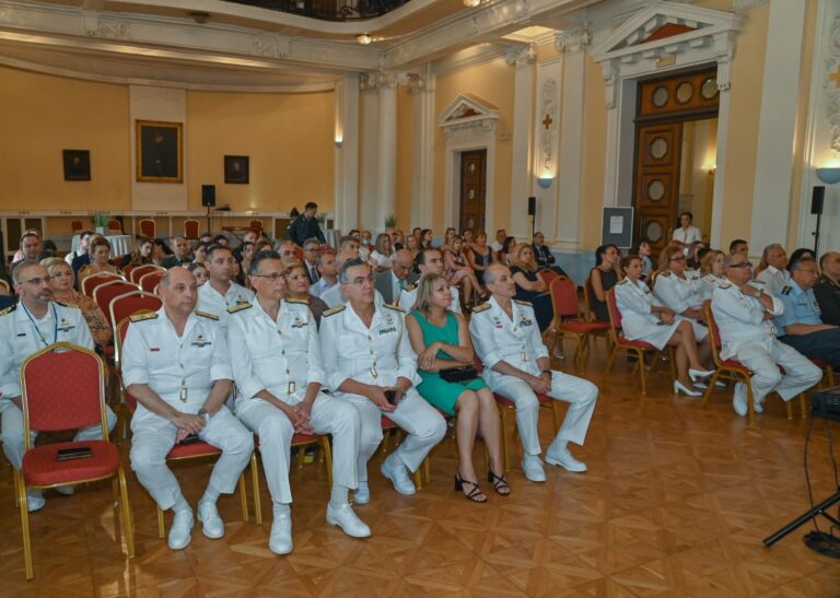 Παρουσία Αρχηγού ΓΕΝ στο Συνέδριο της Μονάδας Ιατρικώς Υποβοηθούμενης Αναπαραγωγής του Ναυτικού Νοσοκομείου Αθηνών