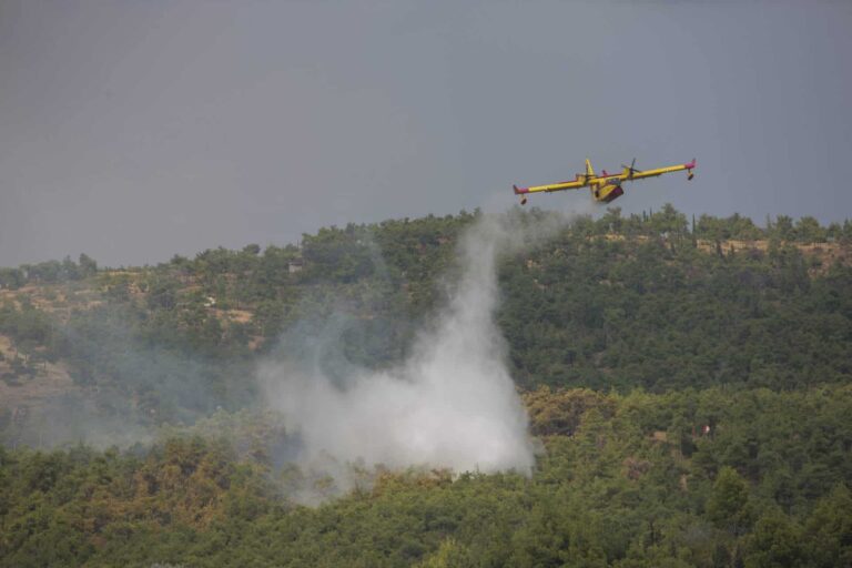 Το «ευχαριστώ» της ΕΕ στην Ελλάδα για τα πυροσβεστικά που έστειλε στην Πορτογαλία