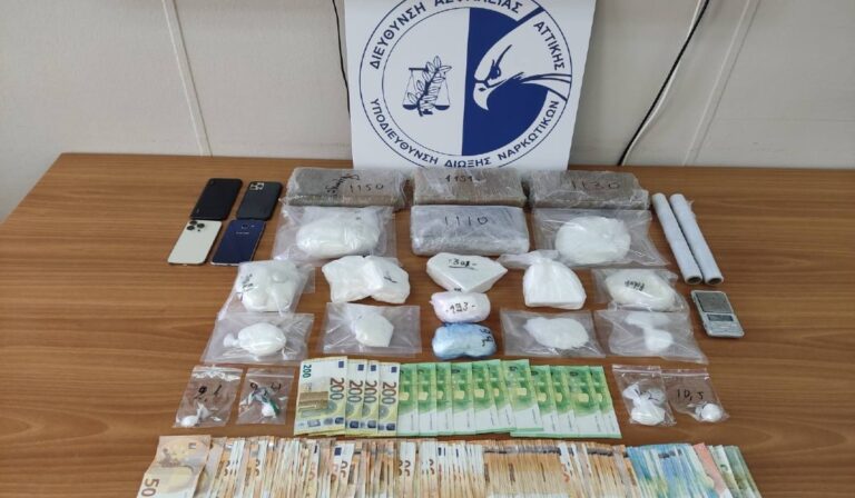 Αστυνομικοί «τσάκωσαν» δύο νεαρούς σε Γλυκά Νερά και Αγία Παρασκευή με 7 κιλά κοκαΐνη