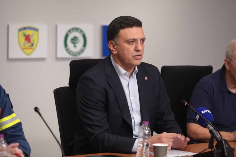 Αλεξανδρούπολη: Σύσκεψη ενημέρωσης του Κικίλια για την κατάσταση των πύρινων μετώπων στον Έβρο