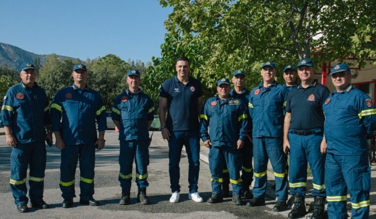 Κικίλιας: «Η Ελληνική Πολιτεία στηρίζει και θα στηρίξει κι άλλο τους πυροσβέστες μας»