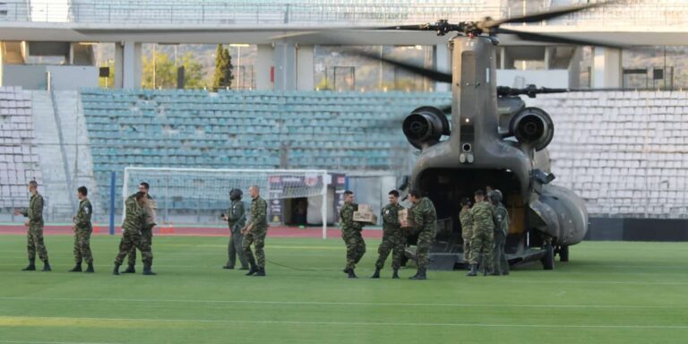 Δίπλα στους πληγέντες της Θεσσαλίας οι Ένοπλες Δυνάμεις (βίντεο)