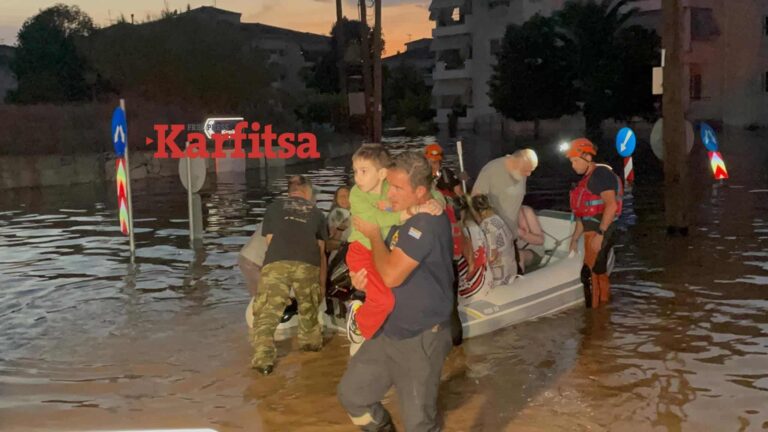 Λάρισα: Οι στιγμές των δραματικών διασώσεων (βίντεο)