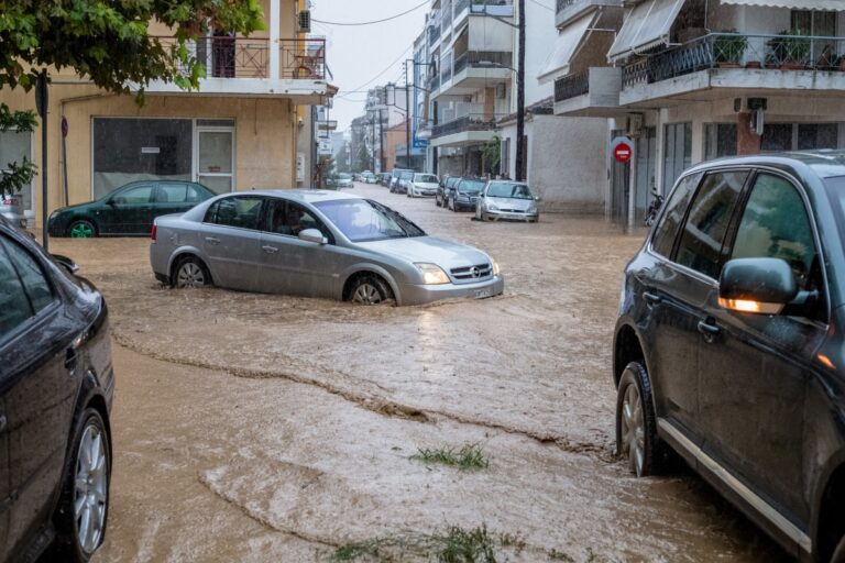 Βόλος: Πλημμυρίζει και η λίμνη Κάρλα – Μήνυμα του 112 για ετοιμότητα σε Στεφανοβίκειο και Ριζόμυλο