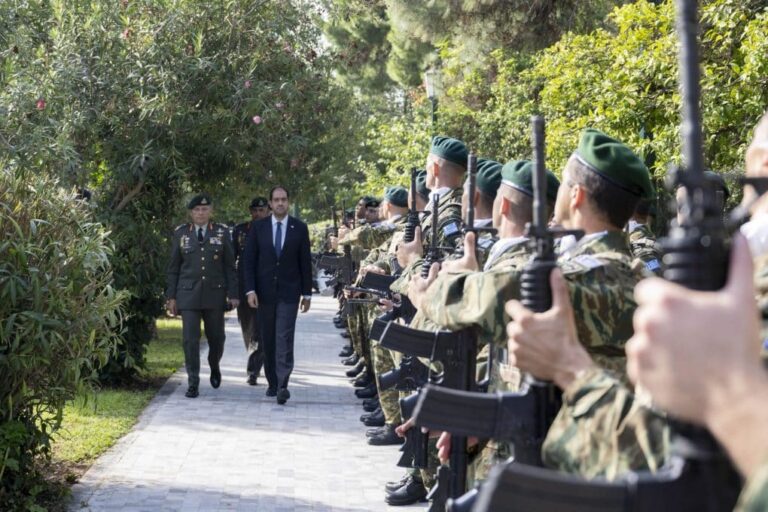 Επιμνημόσυνη δέηση για τους υπέρ Πατρίδος Πεσόντες Ιερολοχίτες παρουσία ΥΦΕΘΑ Ι. Κεφαλογιάννη