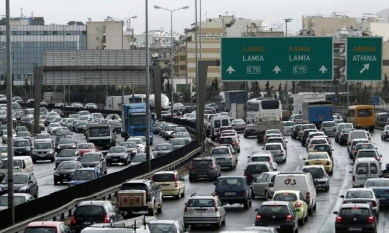 Τροχαίο στην αερογέφυρα του Κηφισού – Κίνηση στο ρεύμα προς Κόρινθο