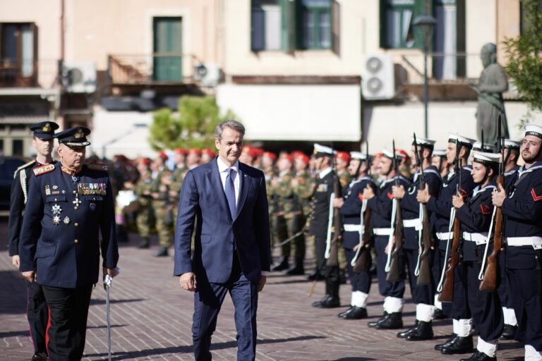 Μητσοτάκης από Χανιά: «Η ενότητα που επιδείχθηκε πριν από 83 χρόνια πρέπει να αποτελεί πάντα τον οδηγό για το μέλλον»