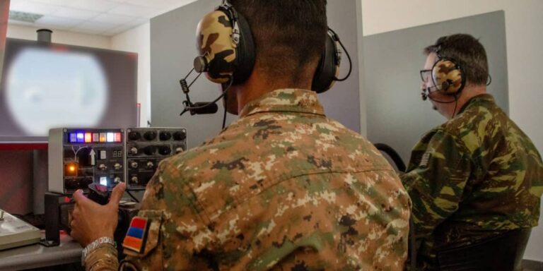 Εκπαίδευση αξιωματικών από την Ελλάδα, την Κύπρο και την Αρμενία στο κέντρο εξομοιωτών αρμάτων στην Αλεξανδρούπολη