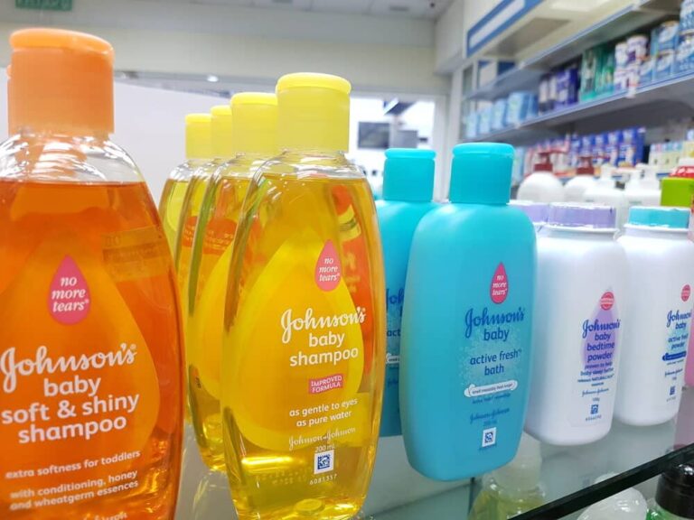 Πρόστιμο 1.672.000 ευρώ σε Johnson & Johnson και Colgate για αθέμιτη κερδοφορία!