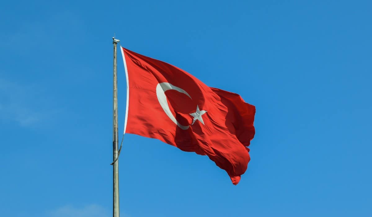 simaia tourkias turkey flag