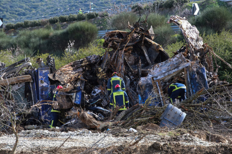 Τραγωδία στα Τέμπη: Σε κρίσιμη κατάσταση παραμένει ο 20χρονος φοιτητής από το Βόλο