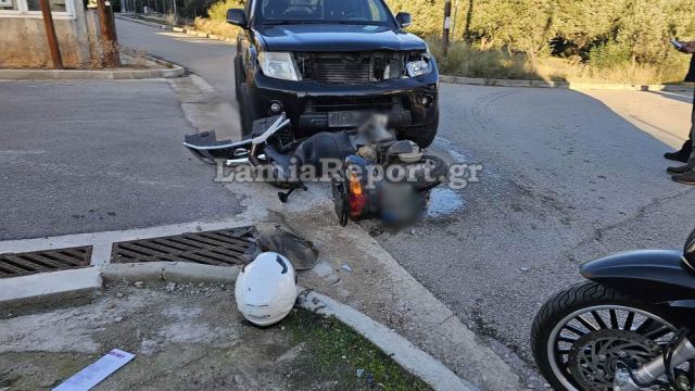 Λαμία: Σοβαρό τροχαίο σε διασταύρωση με μηχανάκι (εικόνες)