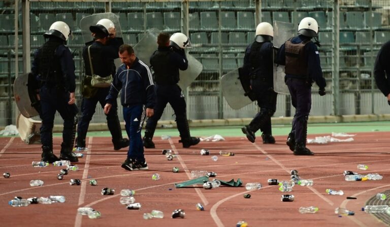 Οπαδική βία: 4 δομικές αλλαγές για την αποτροπή των επεισοδίων – Κάμερες και ταυτοπροσωπία στα εισιτήρια