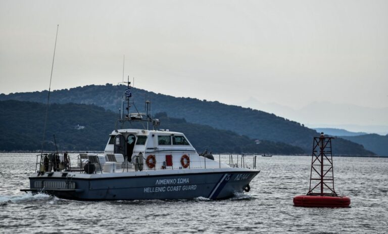 Επεισόδιο στη Ρόδο: Ιστιοφόρο με μετανάστες και Τούρκους διακινητές προσπάθησε να εμβολίσει σκάφος του Λιμενικού