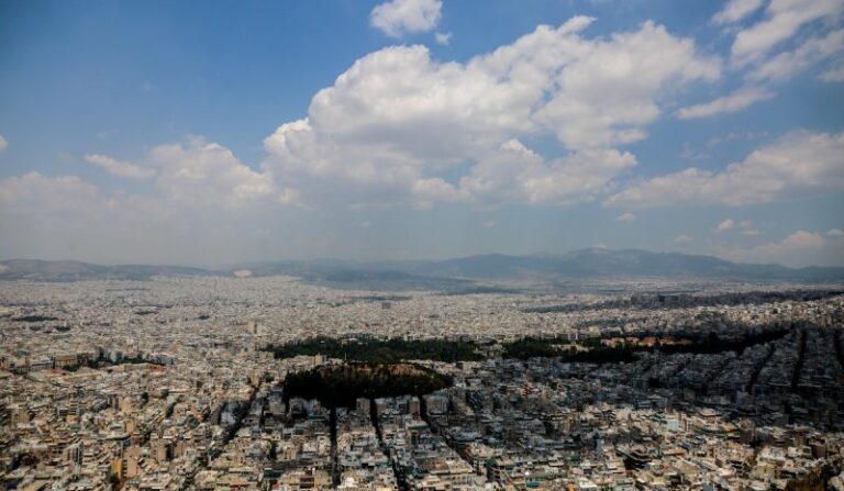 Καιρός: Στους 18 βαθμούς θα φτάσει η θερμοκρασία – Σε ποιες περιοχές θα βρέξει